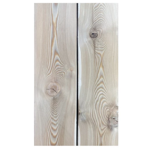 Доска террасная лиственница гладкая 28*142*4000, сорт ВС (0,568м2)